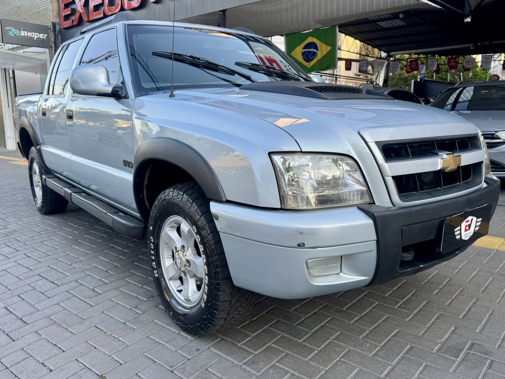 Chevrolet S10 2
