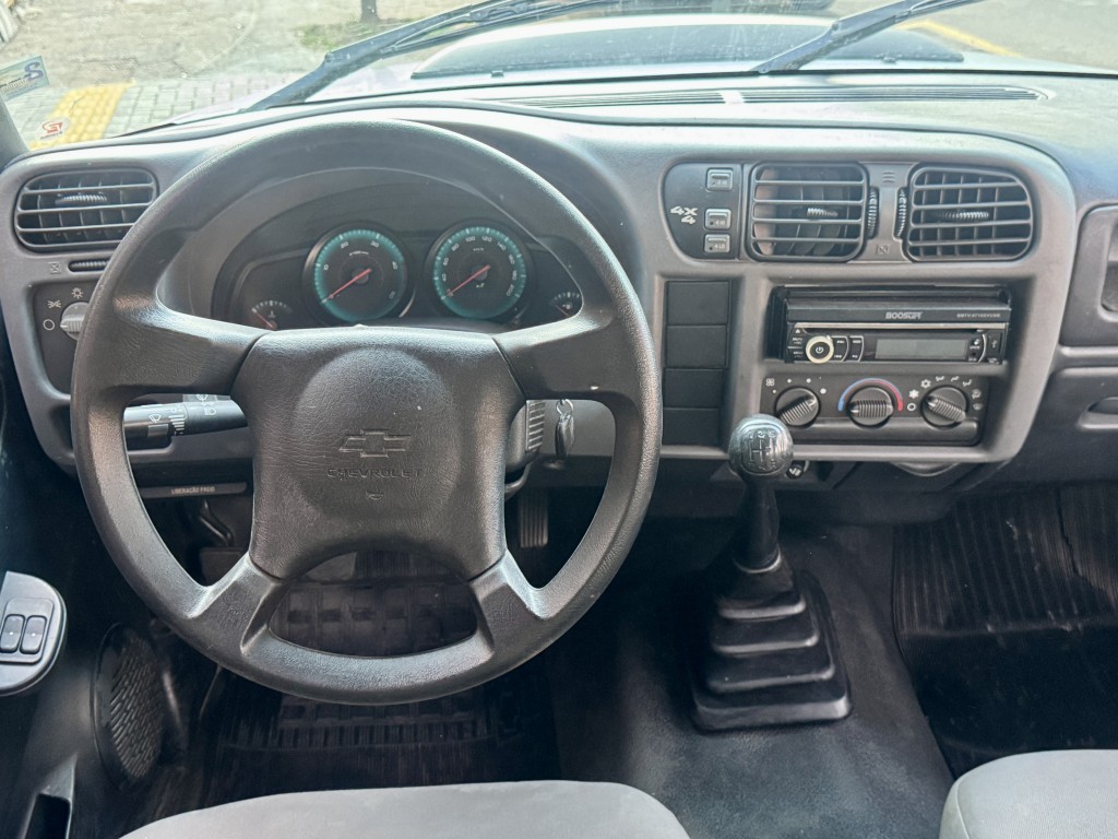 Chevrolet S10 17