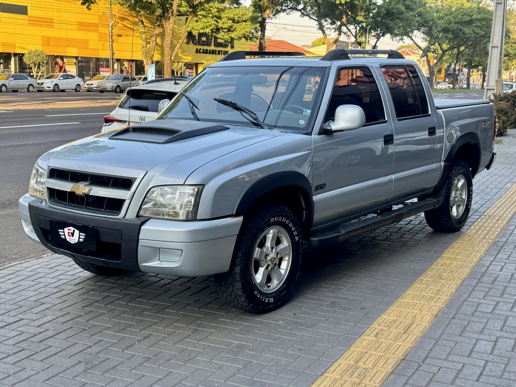 Chevrolet S10 4