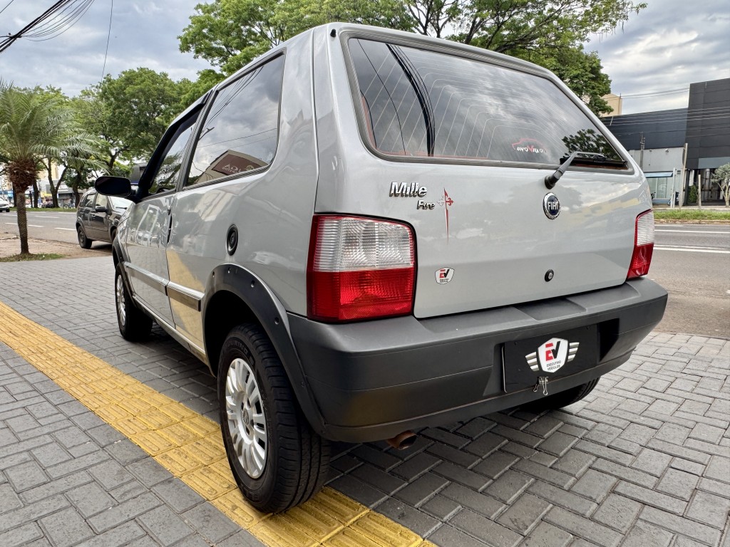 Fiat Uno 6