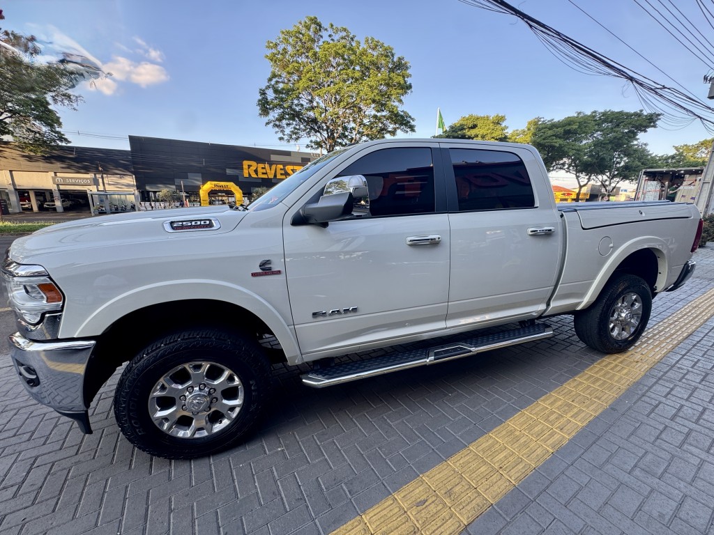 RAM 2500 5