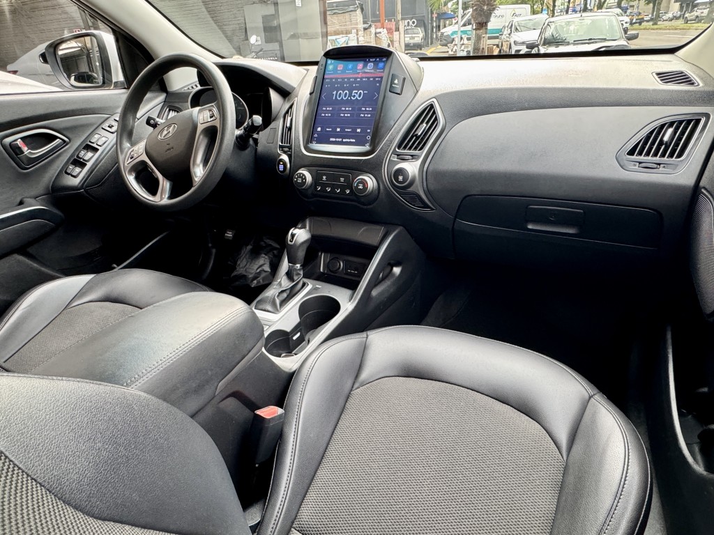 Hyundai ix35 14
