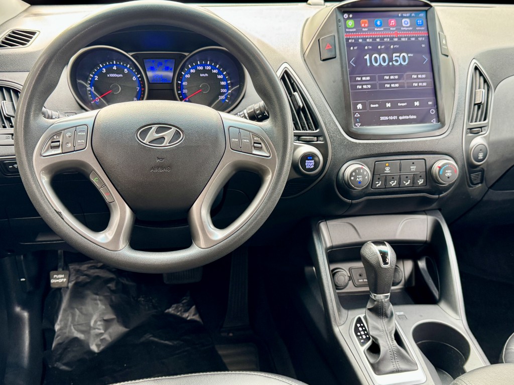 Hyundai ix35 17