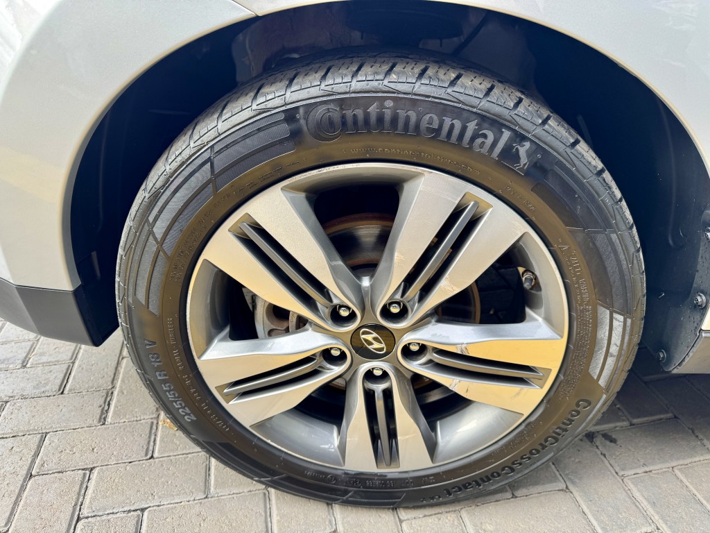 Hyundai ix35 19