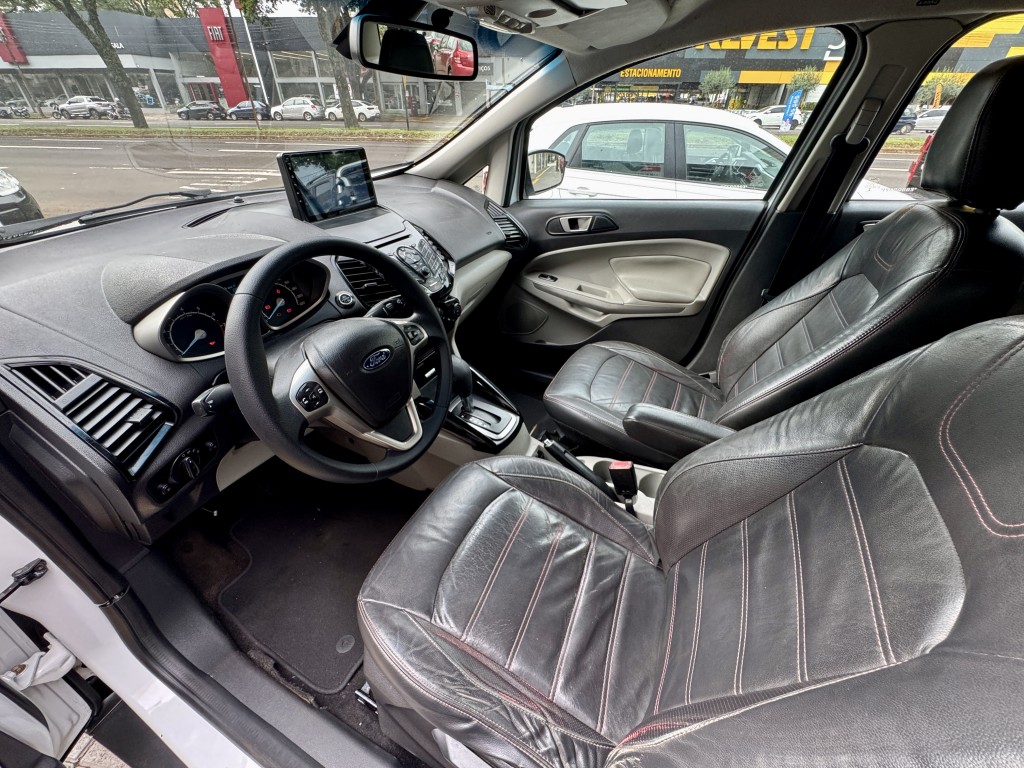 Ford EcoSport 13