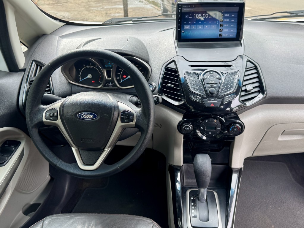 Ford EcoSport 16