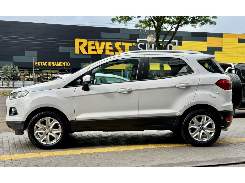 Ford EcoSport 5