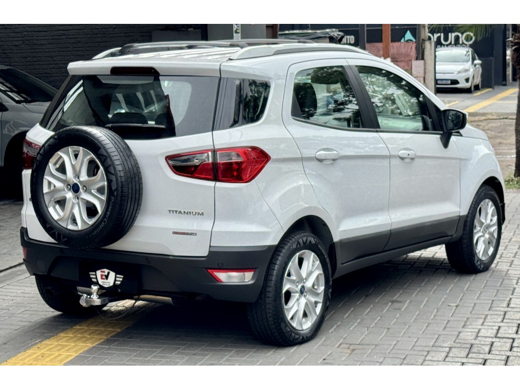 Ford EcoSport 8