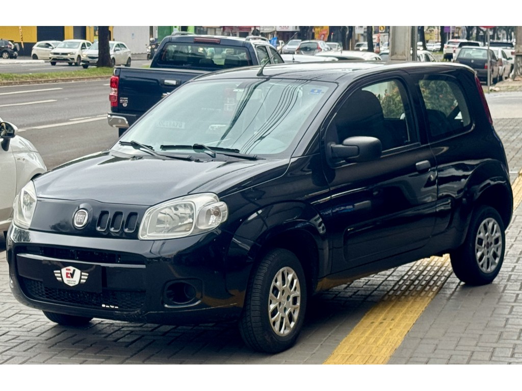 Fiat UNO 4