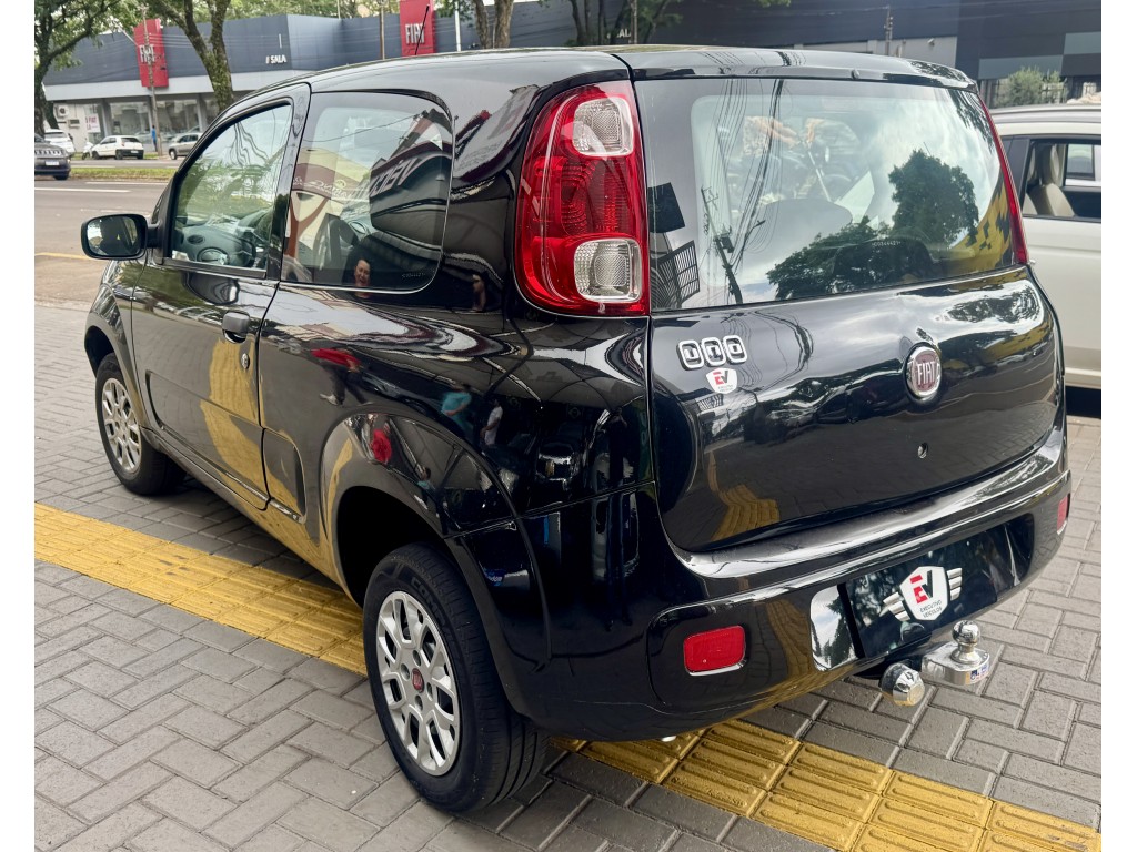 Fiat UNO 6