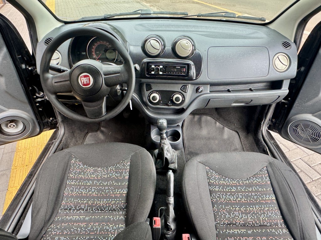 Fiat UNO 10