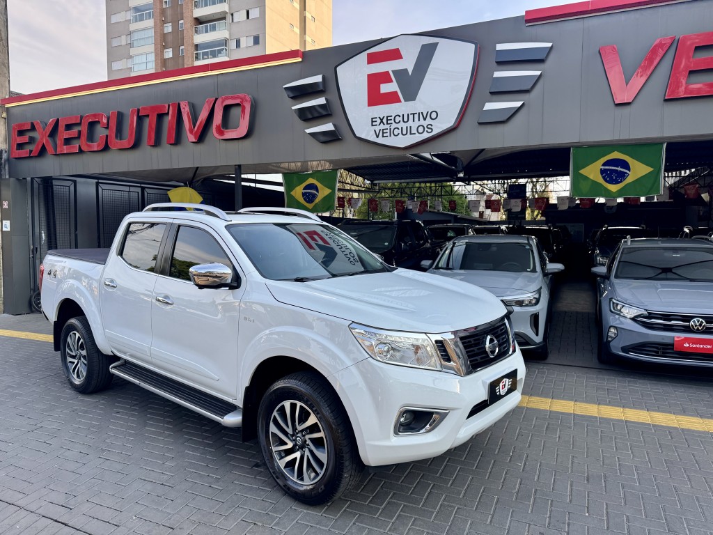 NISSAN FRONTIER LE CD 4X4 2.3 BI-TB DIESEL AUT. 2021