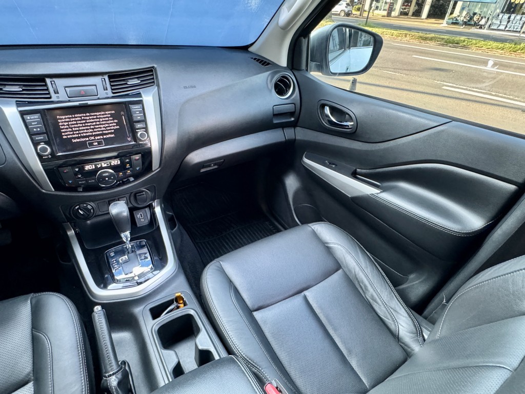 Nissan Frontier 12