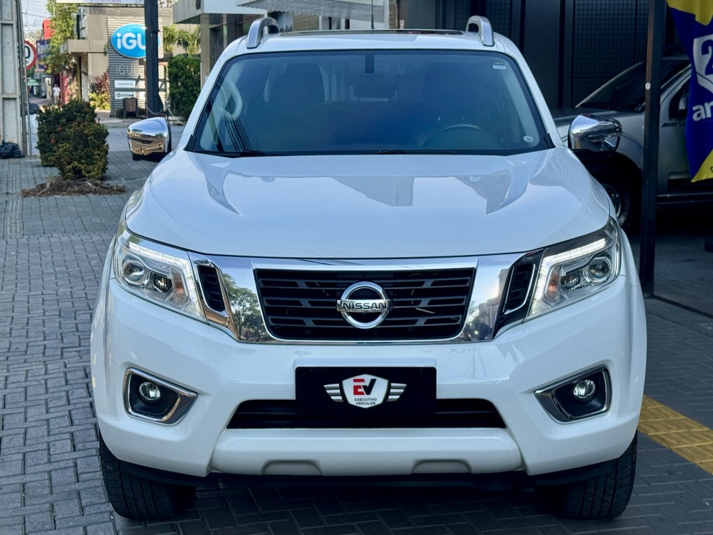Nissan Frontier 3