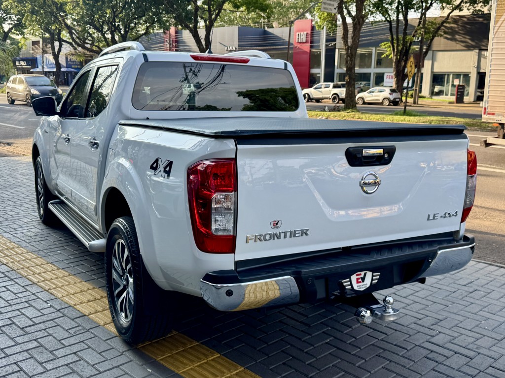 Nissan Frontier 6
