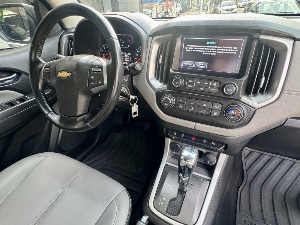 Chevrolet S10 16
