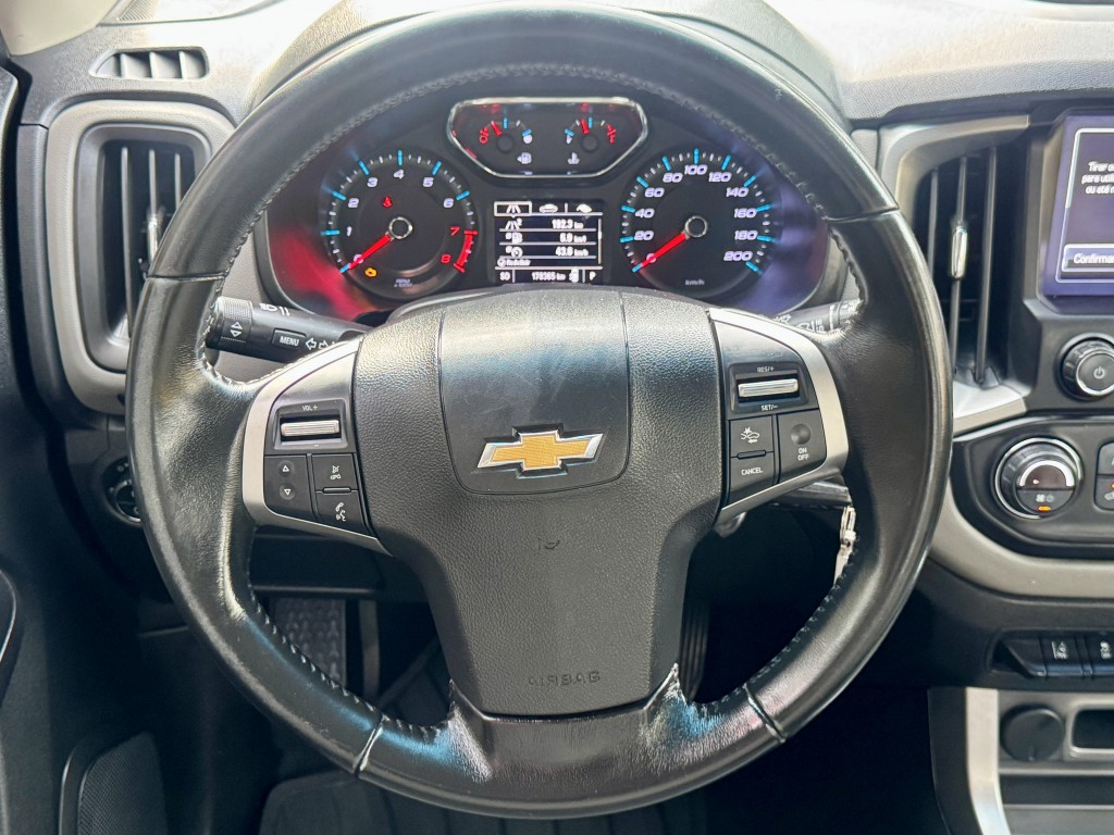 Chevrolet S10 17