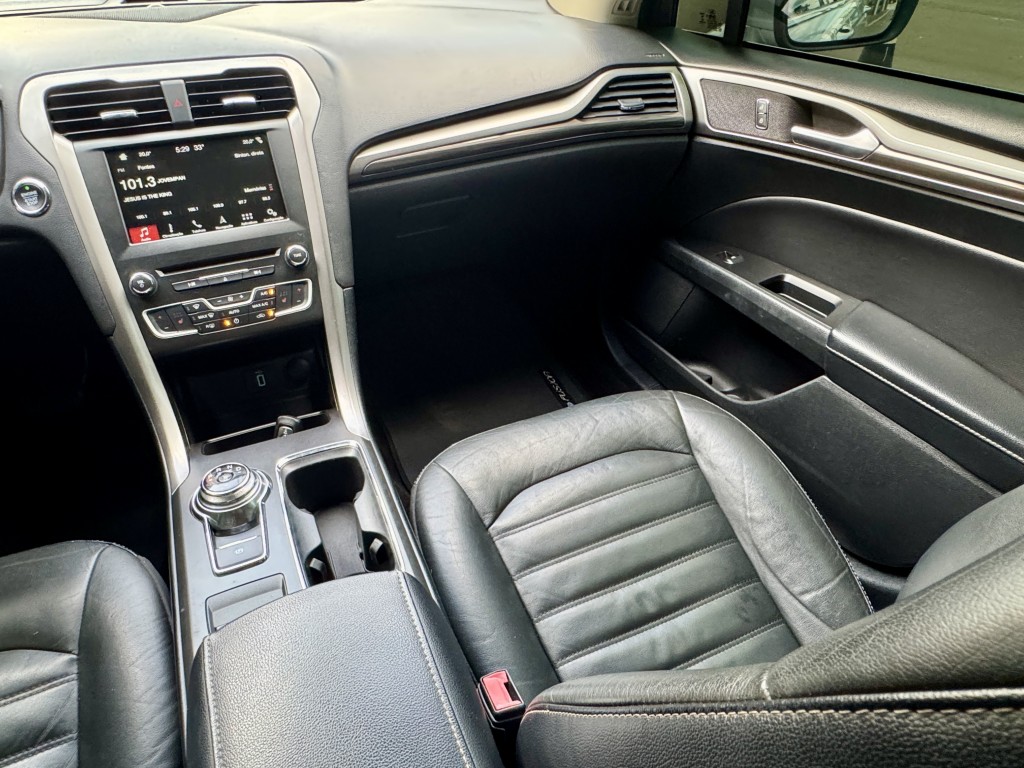 Ford Fusion 12