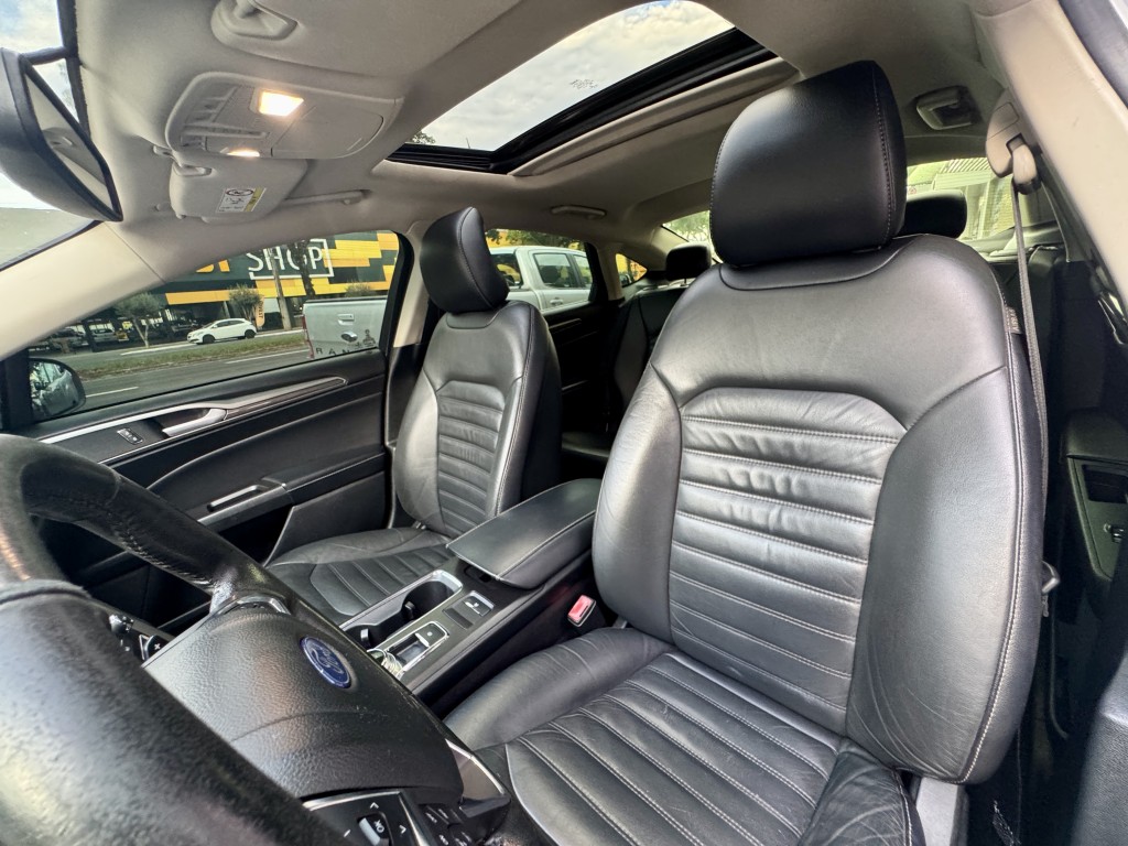 Ford Fusion 17