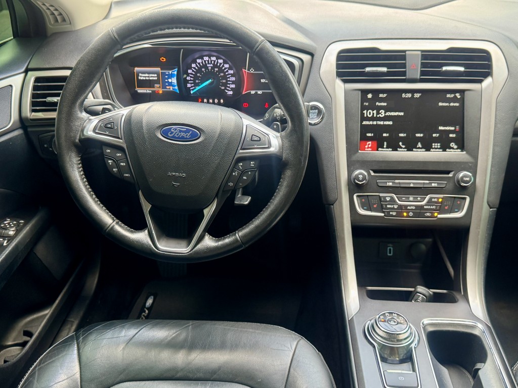 Ford Fusion 18