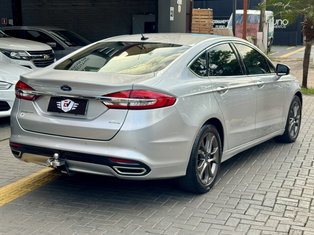 Ford Fusion 8